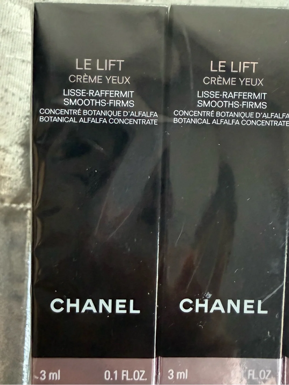 12 Of CHANEL Le Lift Crème Yeux Eye Botanical  Alfalfa Cream 1 oz 30 ml-